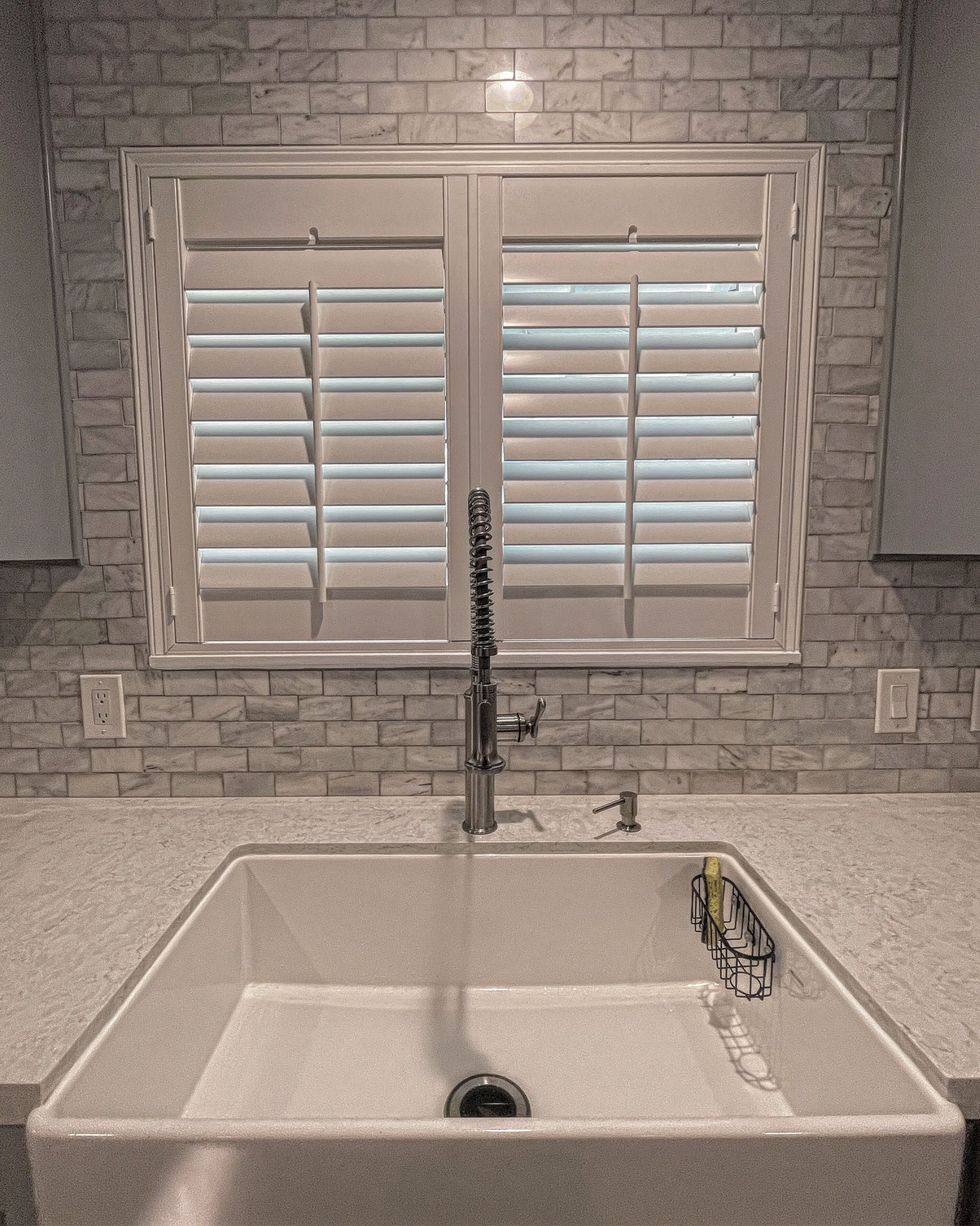 Fully Remodeled home on top of the hill in Wine country with Hot Tub 🍷