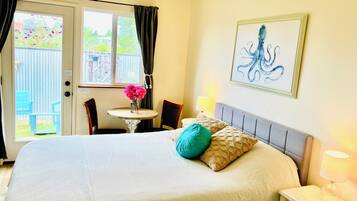 1 dormitorio, escritorio, wifi gratis y ropa de cama