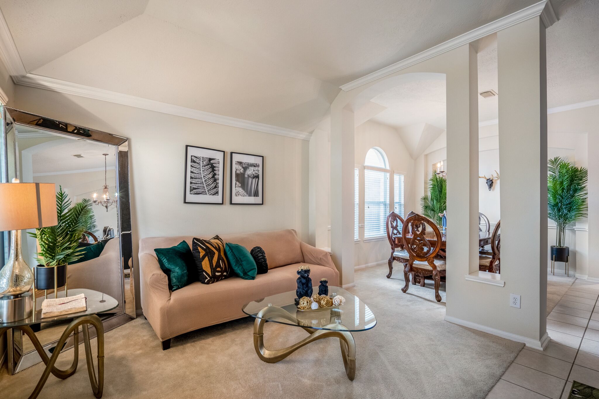 Camp out in Htx. Sleeps 9, near - IAH & Spring