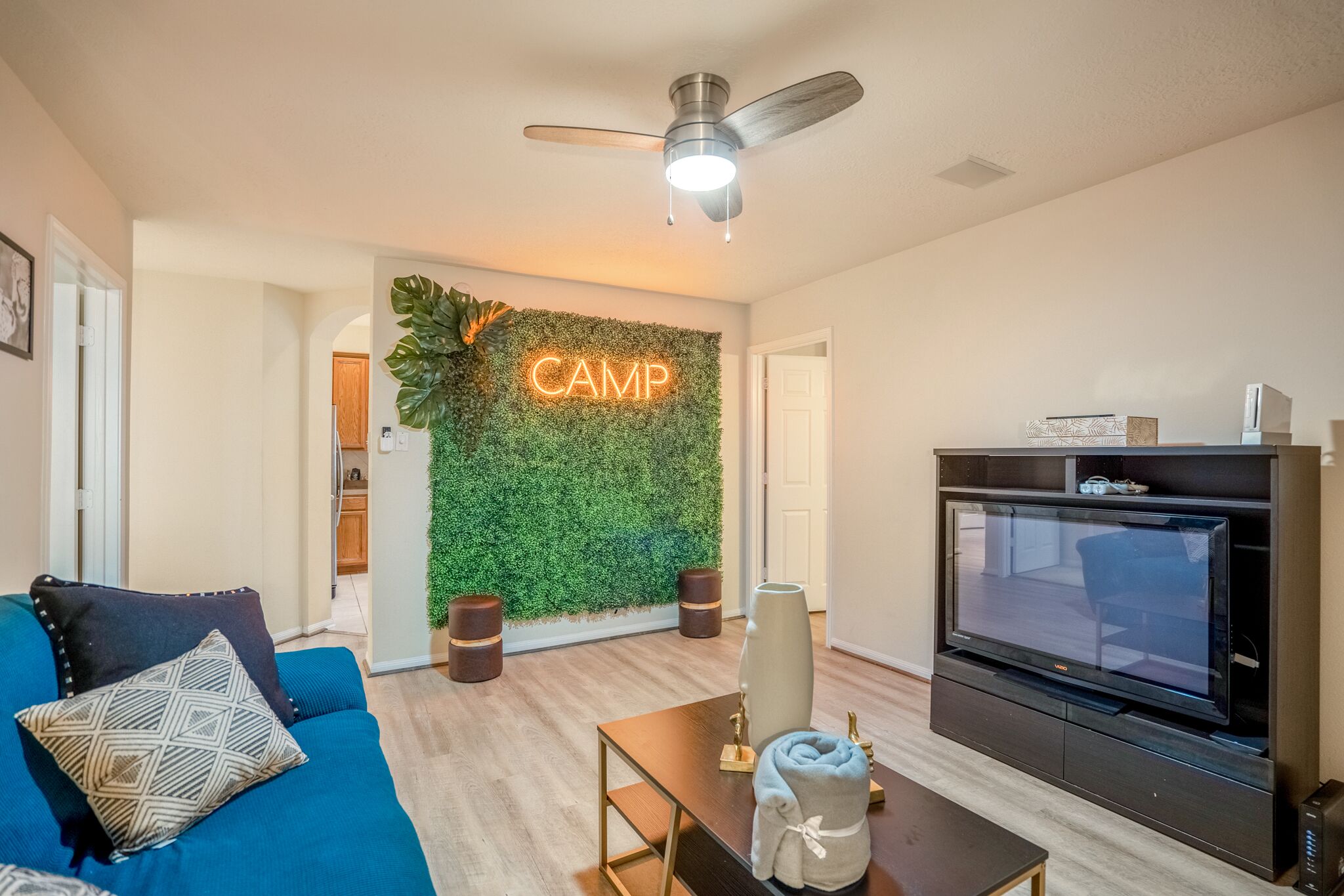 Camp out in Htx. Sleeps 9, near - IAH & Spring