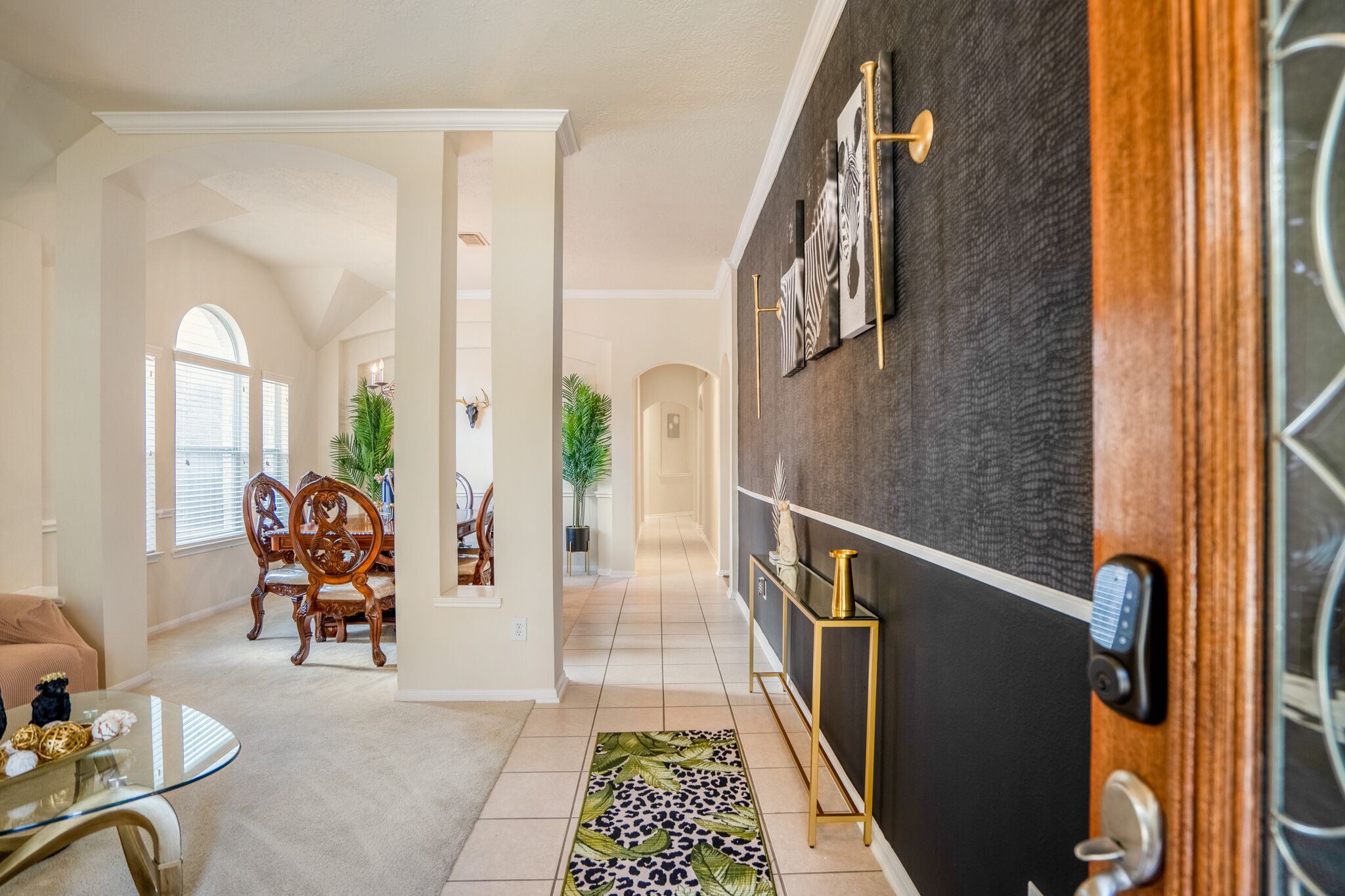 Camp out in Htx. Sleeps 9, near - IAH & Spring