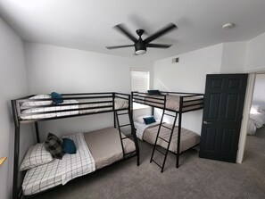 2 bedrooms
