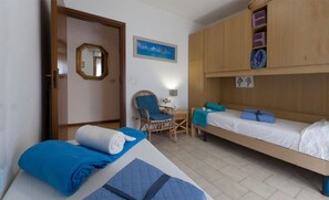2 bedrooms