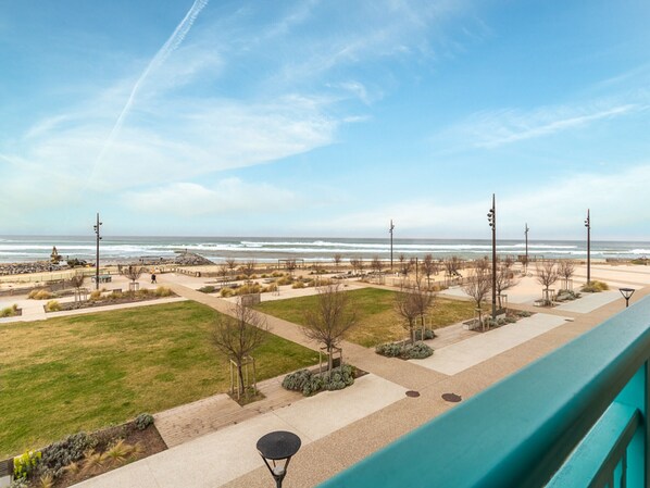 Property grounds - Duplex in Mimizan Plage for 7 ppl, parking, oceanfront, 3 stars (Mimizan)