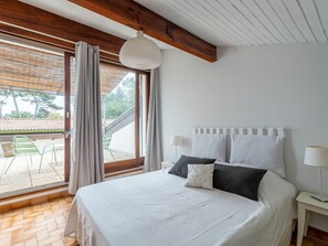 2 bedrooms, free WiFi