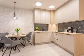 Dining - Vacation apartment by the sea, vacation on the island of Usedom, apartment MATEJKI 23 (Swinoujscie)