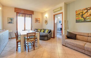 DVD player - Cozy apartment in Bussolengo with WiFi (Bussolengo)