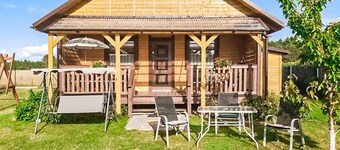 Awesome home in Wierzchucino with WiFi