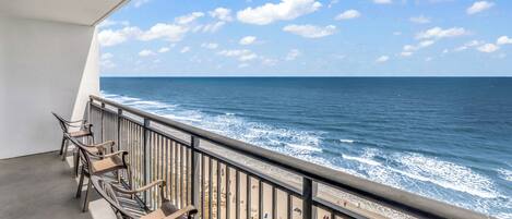 إطلالة من الشرفة