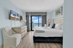 Condo exclusivo, 2 quartos, sacada, vista para o oceano | 1 quarto, individualmente decorados, individualmente mobiliados