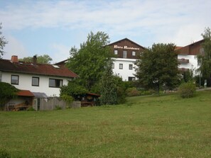 Exterior - RHÖN-ANTIK" apartment with wood-burning stove and terrace for barbecuing. (Dipperz)