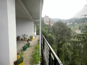 Interior - Goroomgo Solo Home Shimla (Shimla)