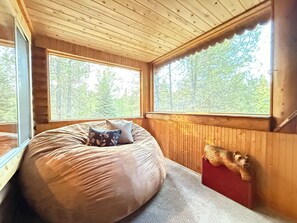 3 slaapkamers, een bureau, een strijkplank/strijkijzer, gratis wifi