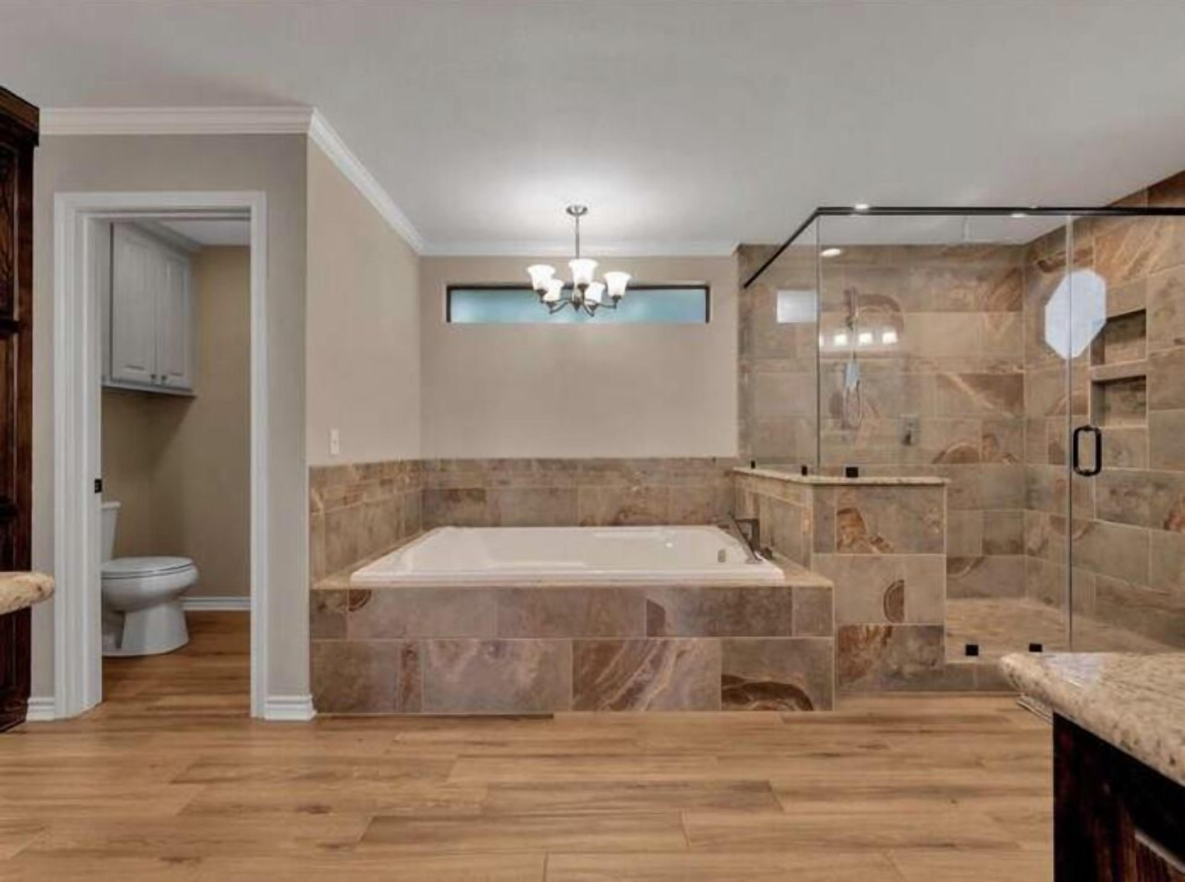 Relaxing EastTx Lake House - Waterfront!