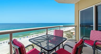 Free Beach Service! 14th floor, 3 bedroom gulf front condo at Emerald Isle