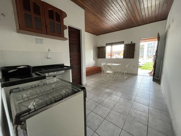 Family Apartment, 1 Bedroom, City View, Ground Floor | Private kitchen | Fridge, oven, cookware/dishes/utensils