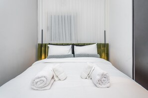 Design Room | 1 bedroom, Egyptian cotton sheets, premium bedding, down duvets - Peacefull 1 bdr with balcony (Jerusalem)