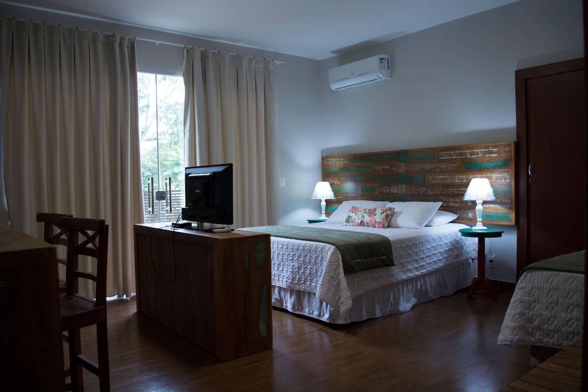 Superior Double Room | Desk, free WiFi, bed sheets