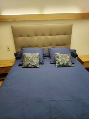 4 室のベッドルーム、WiFi、ベッドシーツ