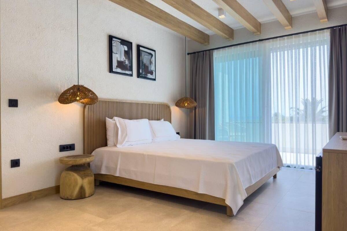 ana bina standart oda | 1 bedroom, hypo-allergenic bedding, select comfort beds, minibar