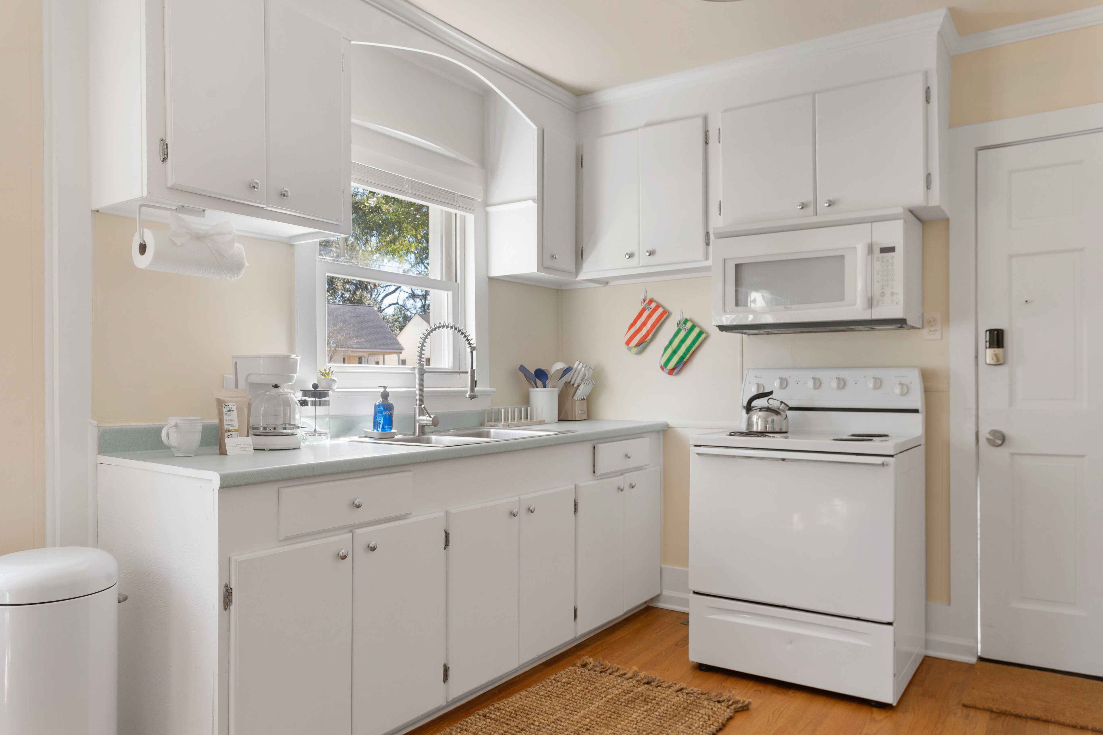 The Palm by StayDuvet In Heart of Park Circle!