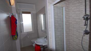 Dusch, bidé och handdukar