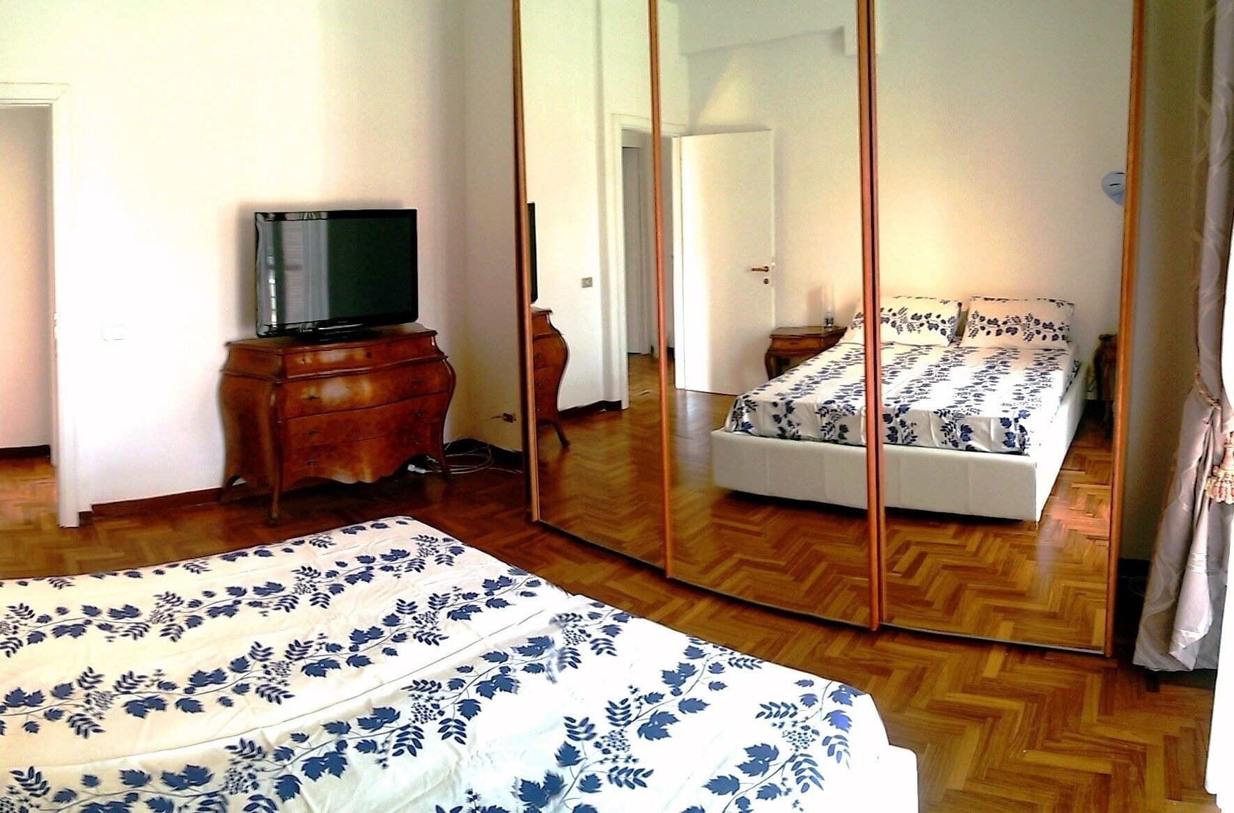 Private Suite in a Villa surrounded by greenery in Rome / Ciampino