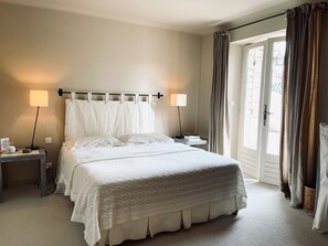 5 bedrooms, free WiFi, bed sheets, wheelchair access - Charm in Luberon (Ménerbes)