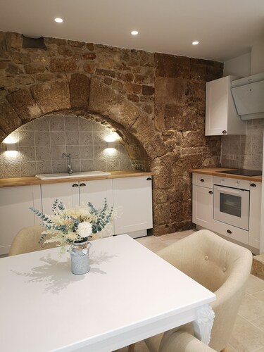 Joli appartement, jardin privé HYPERCENTRE ♥ clim ♥ wifi ♥