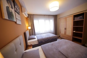 2 bedrooms, iron/ironing board, free WiFi, bed sheets