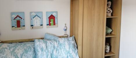 Chalet | 2 bedrooms, iron/ironing board, free WiFi, bed sheets