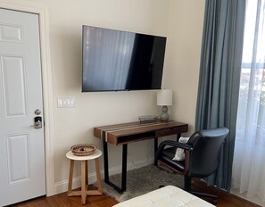 Interior - Brand New! Guest House - Modern Stylish & Central (Santa Clara)