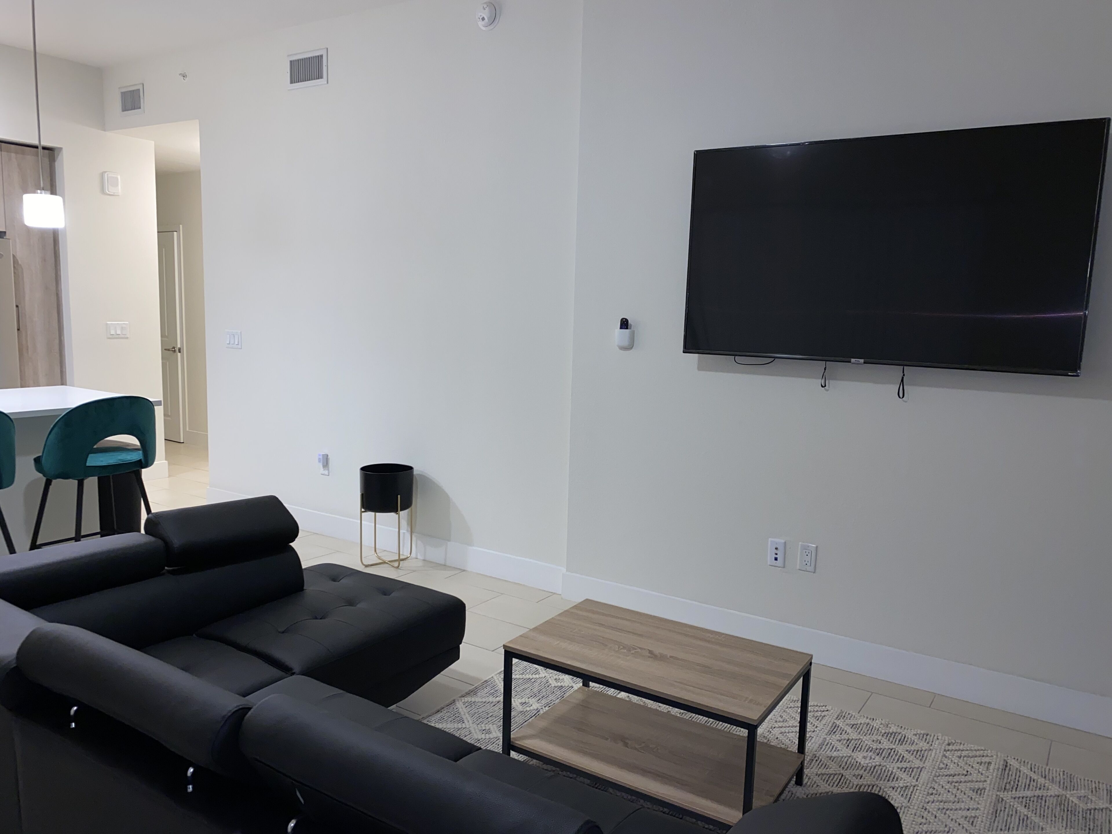 Big 2 bedrooms 2 baths Apartment by the water 🌊 🏝 ☀️ 