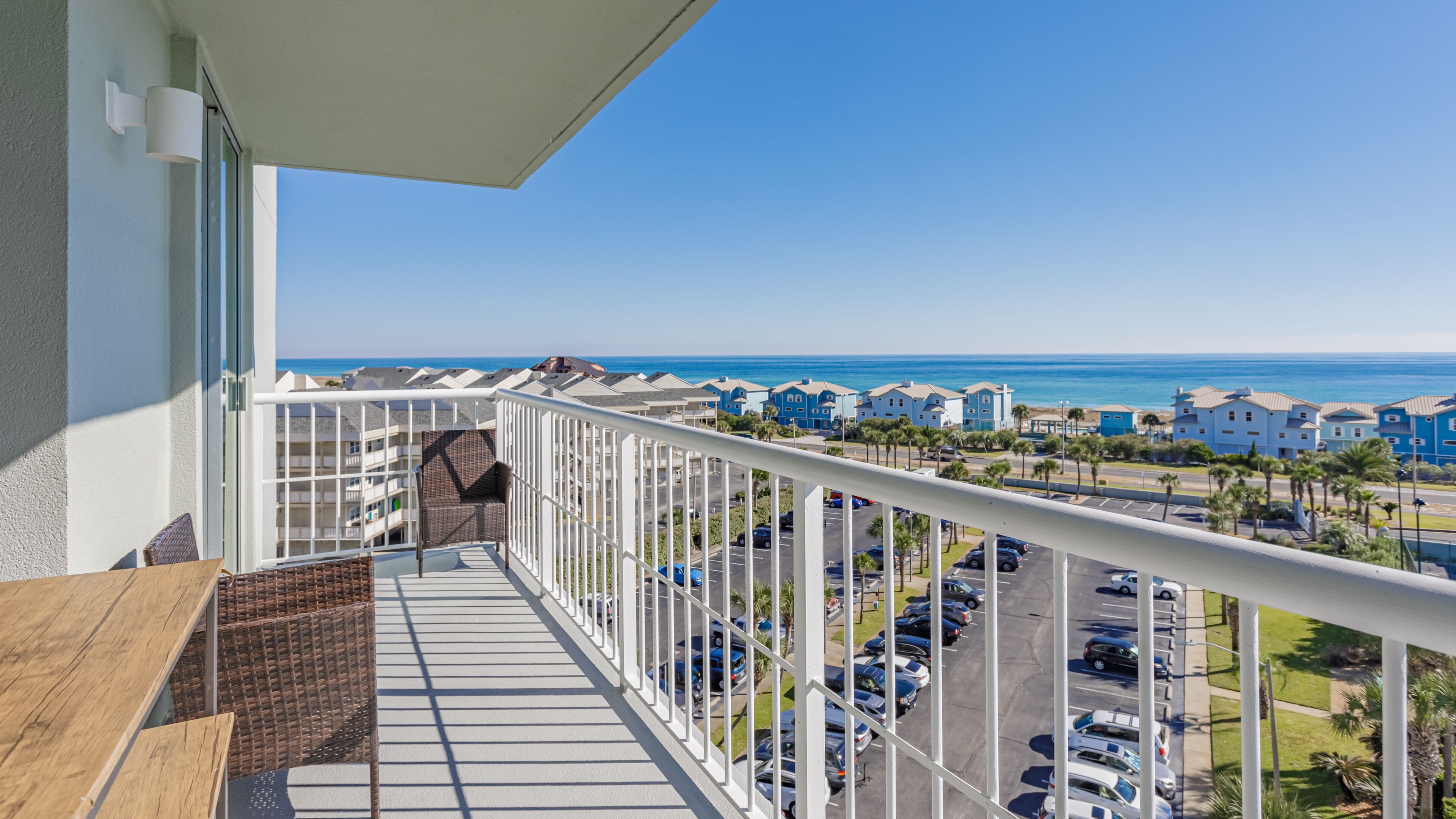 Updated 6th Floor Condo- Tristan Towers 6C