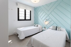 2 bedrooms, iron/ironing board, free WiFi, bed sheets