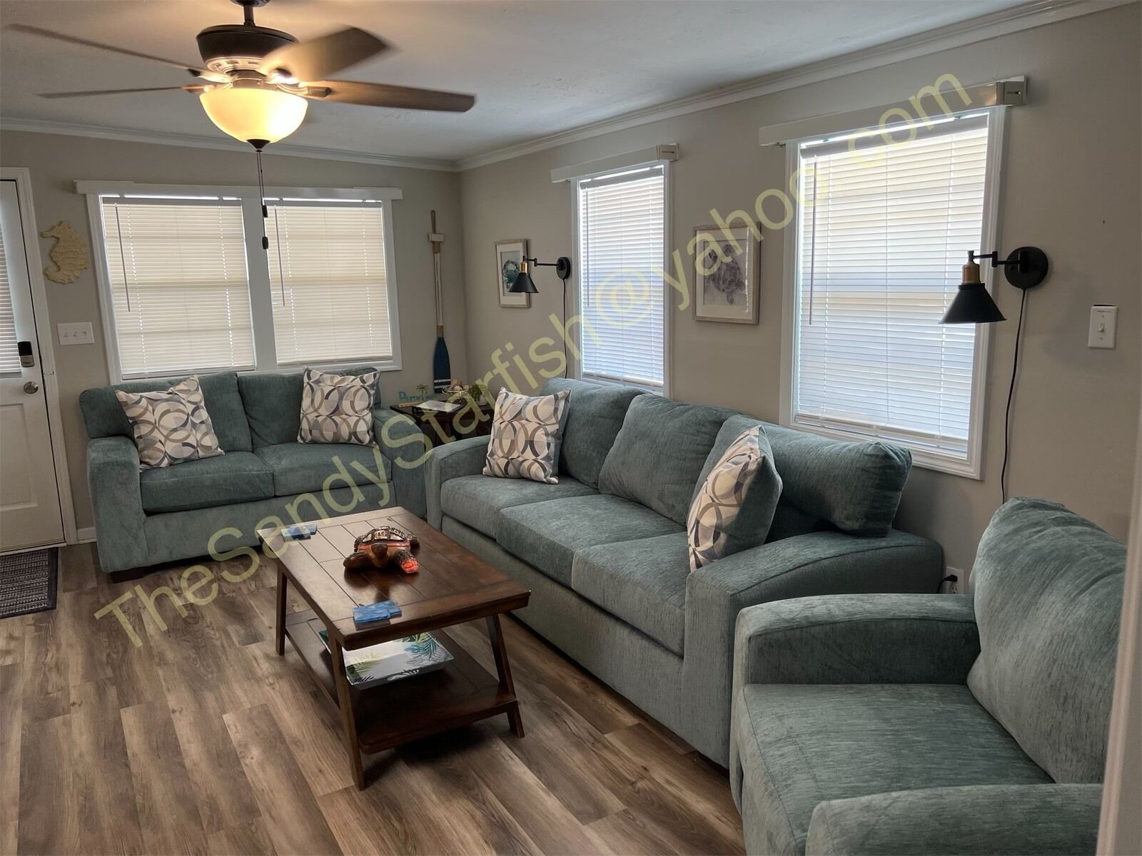 3 Bedroom House with covered front porch - minutes from the beach