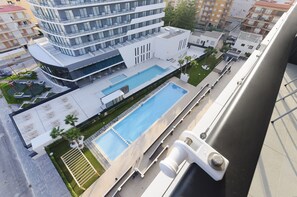 Pool - Apartamento a estrenar a escasos metros del Mar-ALQUILER SOLO FAMILIAS (Playa de Gandía)