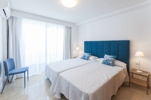 3 bedrooms, in-room safe, iron/ironing board, free WiFi - PRECIOSO APARTAMENTO SITUADO EN PRIMERA LÍNEA DE PLAYA (Playa de Gandía)
