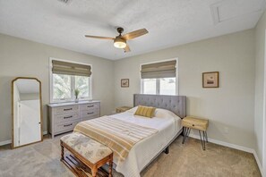 4 bedrooms, travel cot, free WiFi, bed sheets
