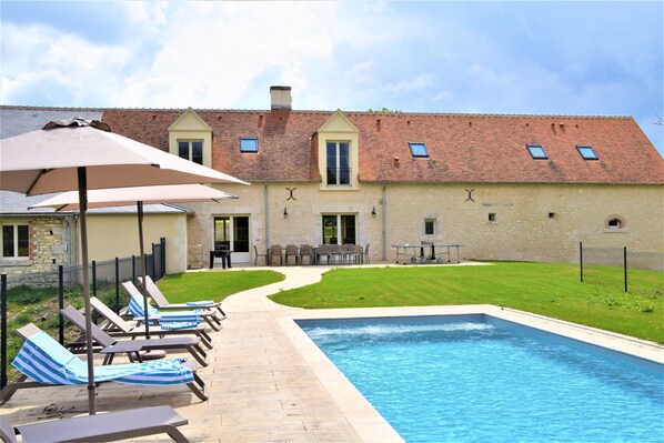 Piscine extérieure, piscine chauffée