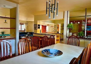 Family Cottage | Dining room