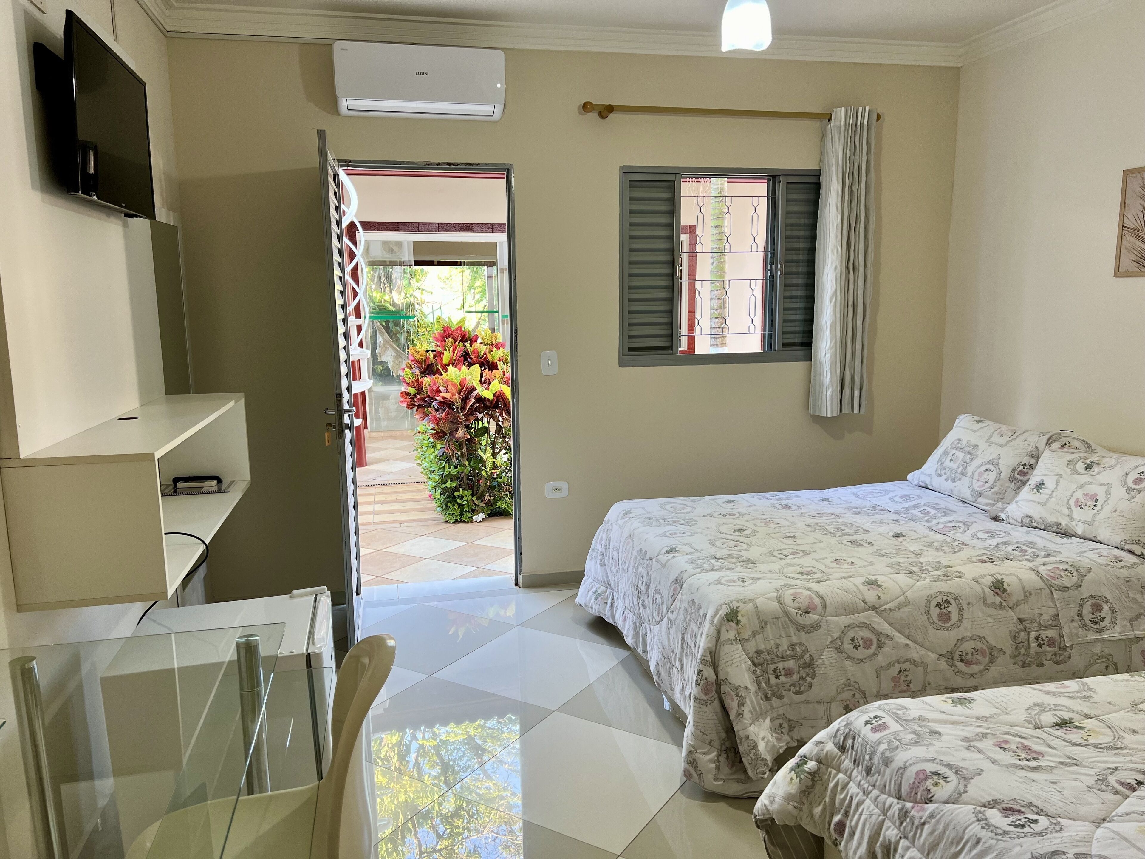 Economy Studio Suite | Room amenity