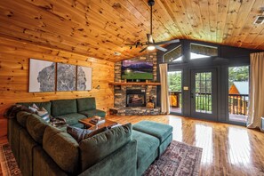 تلفزيون ذكي، مدفأة، ستيريو