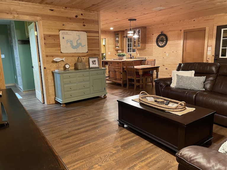 New Water Front Cabin On North Caddo Lake- Private Boat Launch, Dock, Much More! - Louisiana