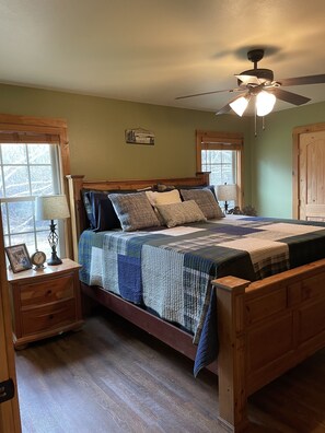 2 chambres, bureau, Wi-Fi gratuit, draps fournis