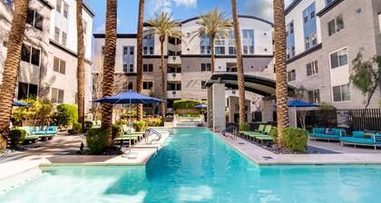 5 Mi to DT-Close to Shops-Dinin&Parking 3012