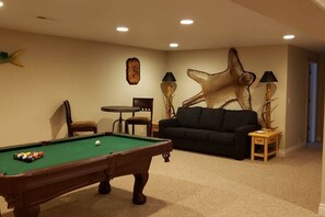 Spielezimmer