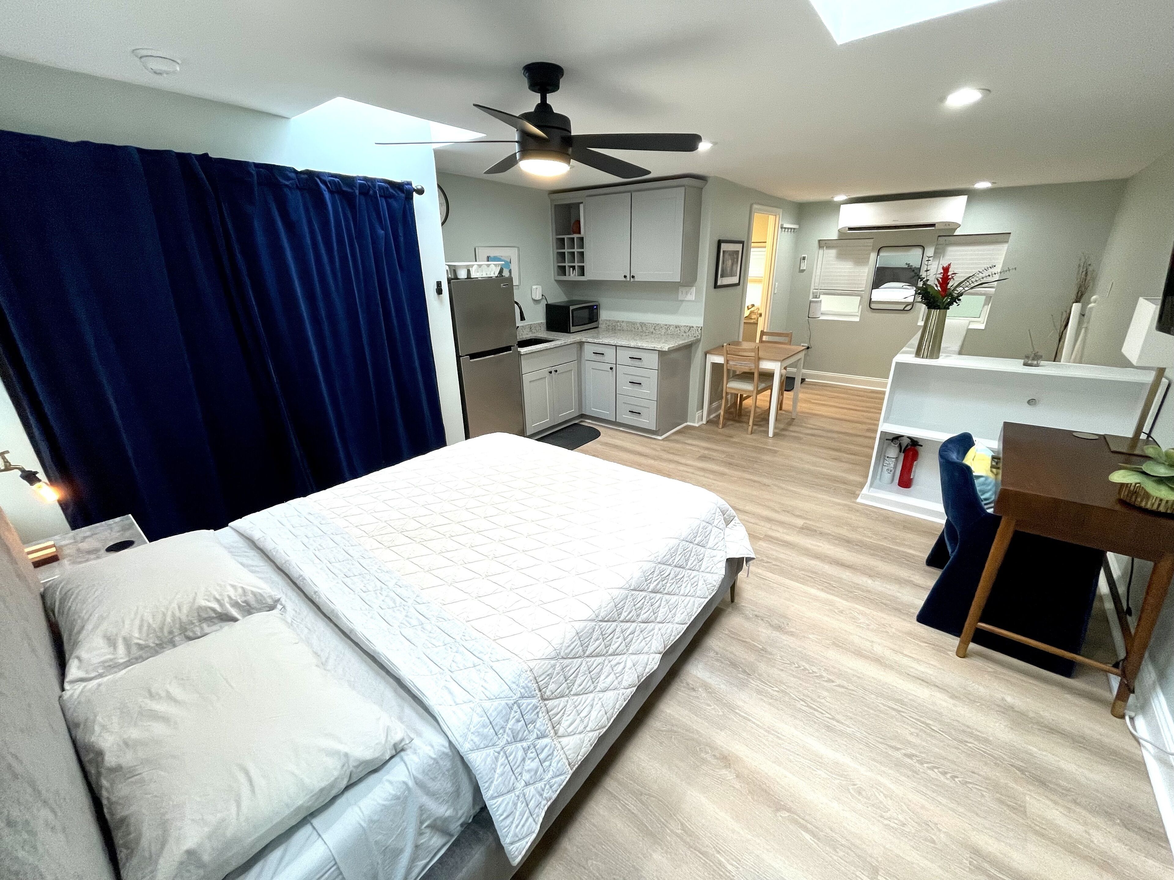 Carriage House Studio in the Heart of DC