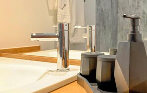 Shower - Ferienvilla Deutsch Schuetzen (Deutsch Schuetzen-Eisenberg)