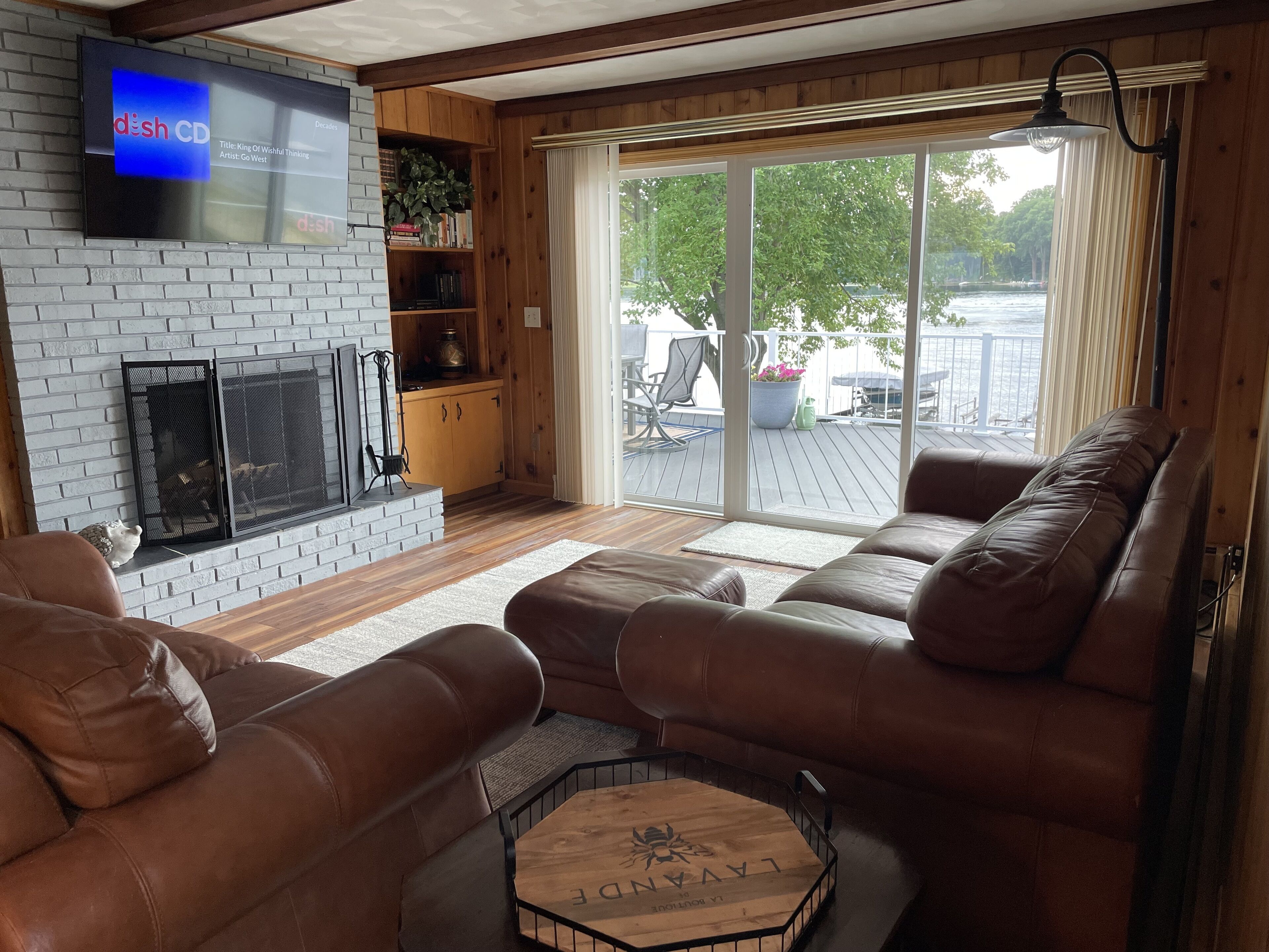 Fall Getaway Lake Cottage-   Fall foliage,Peaceful, Fireplace, Gorgeous Sunsets